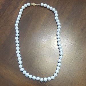 14K Gold Clasp Cultured Pearl Necklace 18”  Classic Elegant